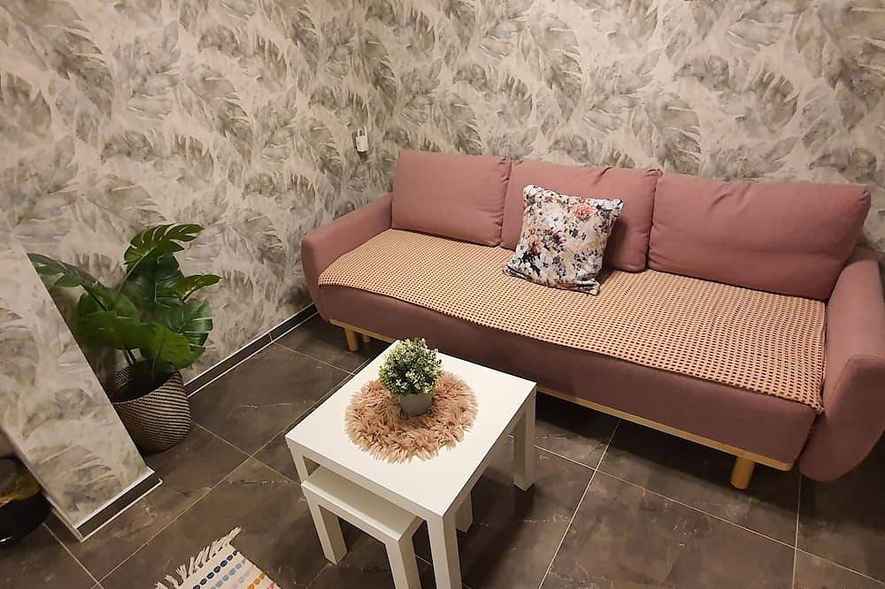 Quiet apartment with garden & terrace, parking space in Neuss, Rhein-Kreis Neuss