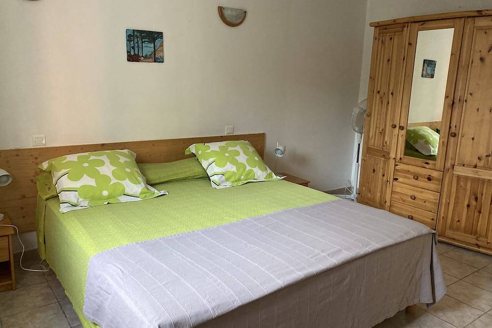 Charmantes Erdgeschoss in der Nähe von Porto-Vecchio, beheiztem Pool in Lecci, Sartène und Umgebung