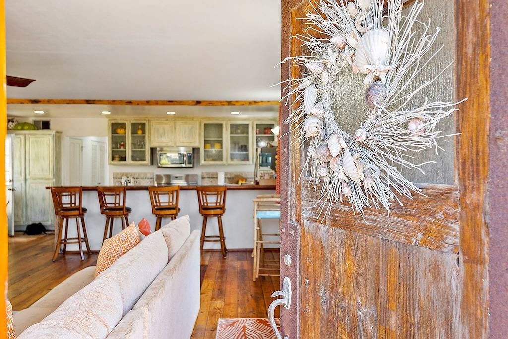 Casa by the Sea in Ventura County