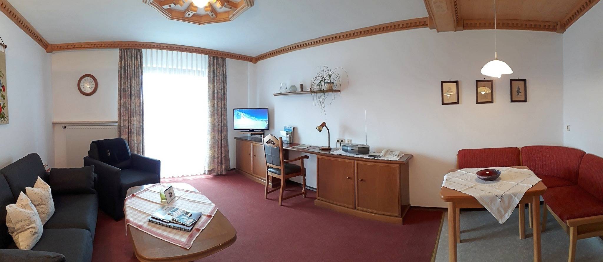 Ganze Ferienwohnung, Gästehaus Bergfrieden, Ferienwohnung Andrea in Bad Bayersoien, Romantische Straße
