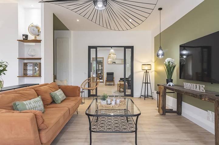 Location de vacances pour 15 personnes, avec jacuzzi et jardin, animaux acceptés à Crécy-la-Chapelle - 2