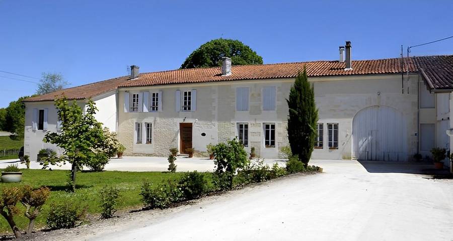 Cottage pour 4 personnes, avec jardin dans Réaux