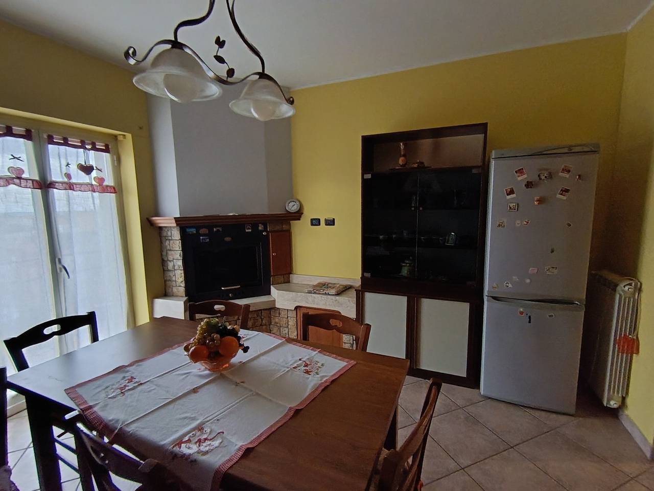 Appartamento intero, Appartamento "Sara's Home Vetralla" con Balcone e Wi-Fi in Vetralla, Provincia di Viterbo