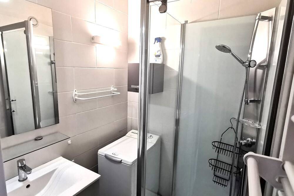 Appartement entier, Le P'tit Chaumois à 300m de la côte rocheuse in Les Sables-d'Olonne, Vendée