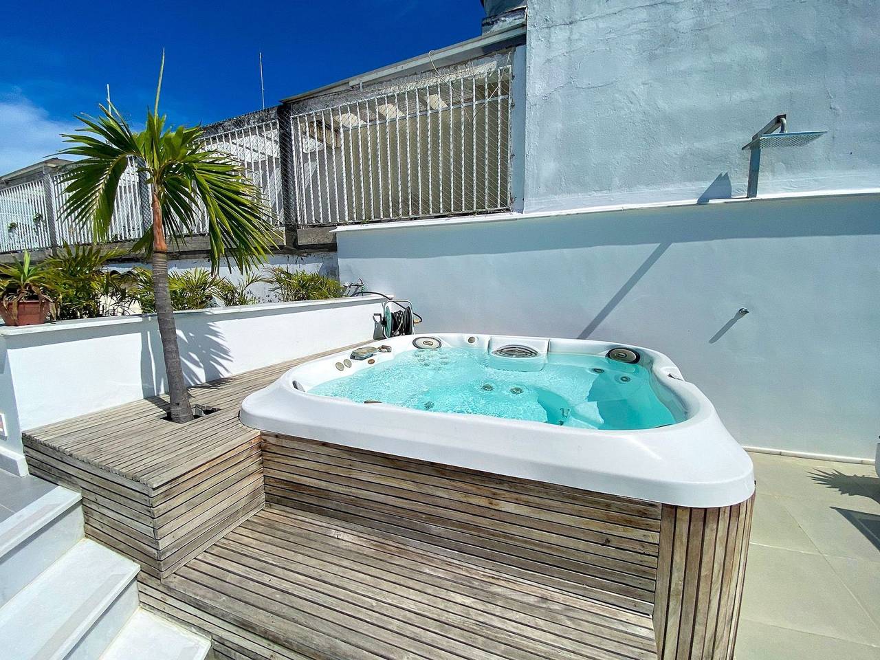 Entire apartment, Beautiful penthouse with view and jacuzzi in Ipanema, Rio de Janeiro