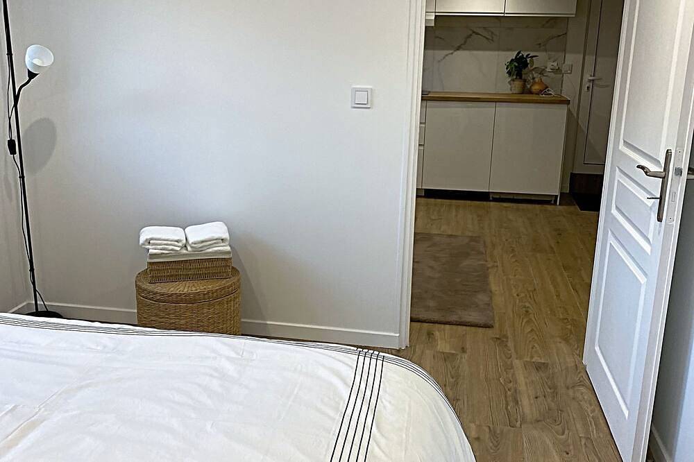 Appartement entier, Appartement neuf proche de l’aéroport et de Paris dans un quartier paisible in Morangis, Essonne