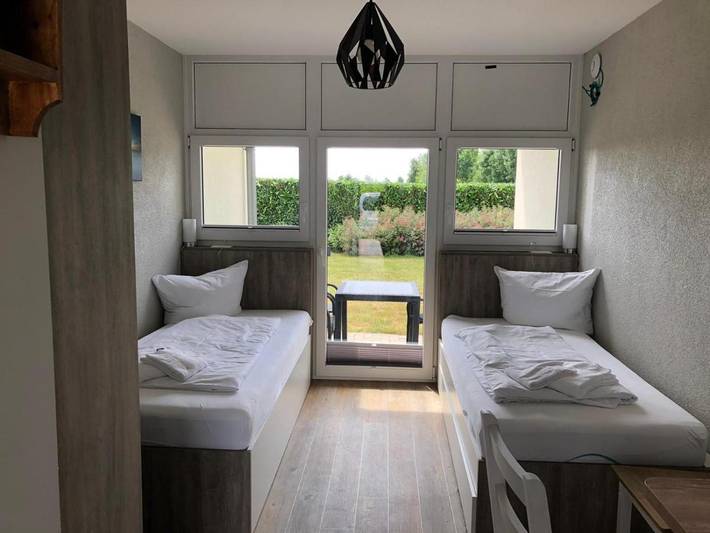 Ferienhaus für 6 Personen, mit Terrasse und Garten sowie Pool und Sauna in Todendorf auf Fehmarn - 4