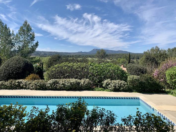 Location de vacances pour 2 personnes, avec jardin et piscine à Carcès - 2