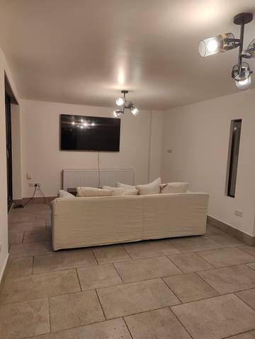 Vacation Apartment for 4 Guests in Bolton, Greater Manchester, Picture 2