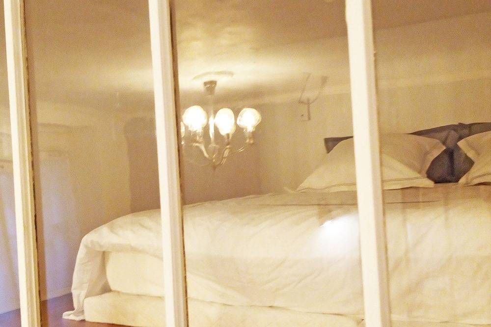 Appartement entier, Nouveau - Appartement, charme, pied du château de Versailles in Versailles, Yvelines