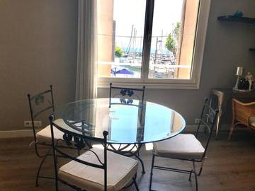Gîte pour 6 personnes, avec vue dans Office De Tourisme De Golf Juan
