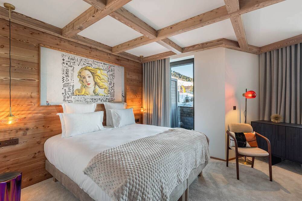 Entire apartment, New Ski-In Ski-Out Apartment in Courchevel 1850 with Pool and Spa Access in Courchevel 1850, Saint-Bon-Tarentaise