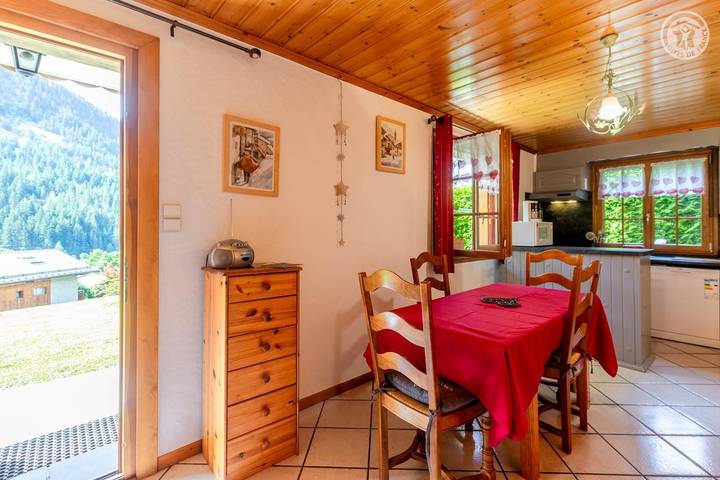 Gîte pour 3 personnes, avec jardin à Champagny-en-Vanoise - 3