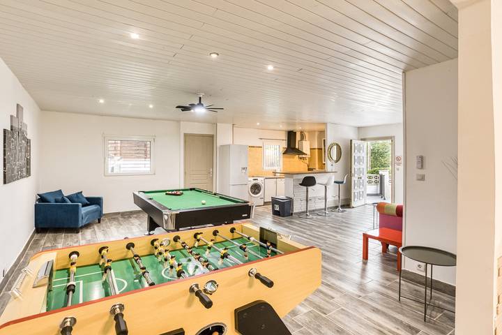 Casa de vacaciones para 15 personas, con jardín, Se admiten mascotas - 1