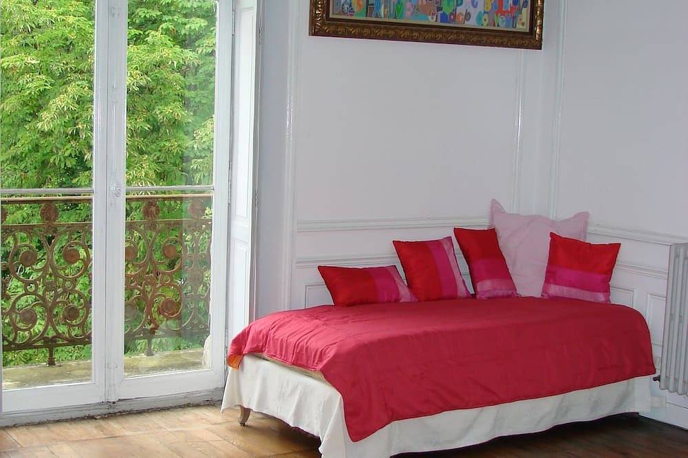 The Charming Cottage of the Château de St Gervais - 4 to 5 people in Saint-Gervais-la-Forêt, Blois region