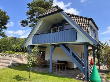 Ferienhaus für 3 Personen, mit Sauna und Garten in Wieck am Darß