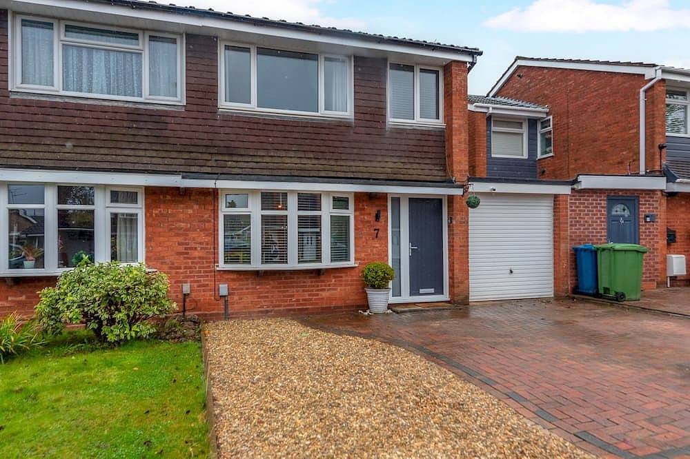 Pass the Keys | Spacious & Homely 3Br Stafford – Ideal Getaway! in Stafford, Staffordshire