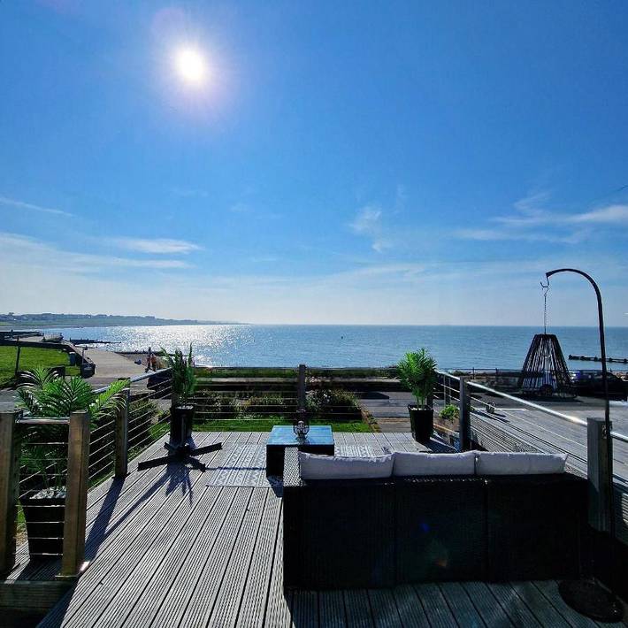 Holiday rental for 9 people, with Terrace and Garden as well as View in Herne Bay