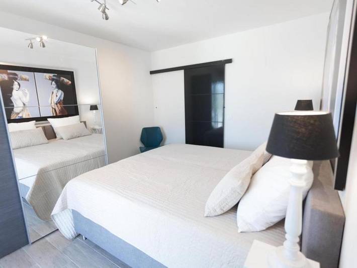 Location de vacances pour 8 personnes, avec piscine et jardin à Aigne - 3