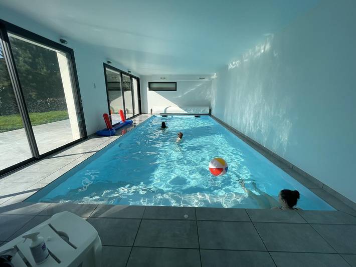 Gîte pour 10 personnes, avec jardin ainsi que piscine et terrasse à Trébeurden - 3