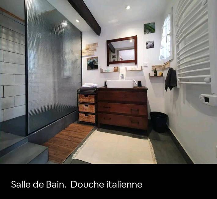 Location de vacances pour 2 personnes, avec jardin ainsi que piscine et vue, animaux acceptés à Pierre-de-Bresse - 4