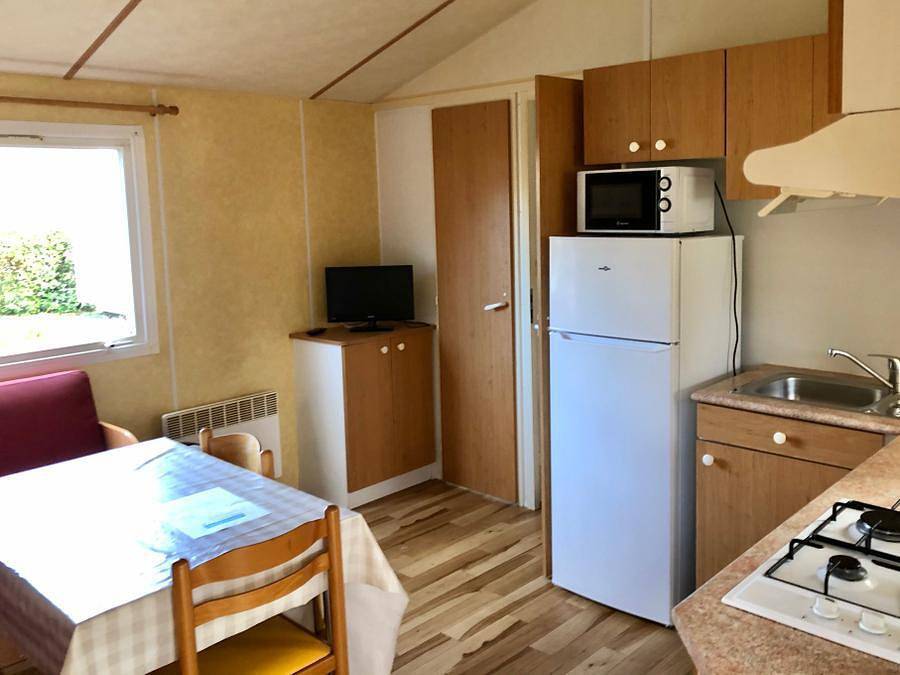 Camping L'Ambois - Mobilhome 4 personnes - B - Mobile-home 2 ch. Confort - Samedi 4 pers. in Mouilleron-le-Captif, Vallée de la Loire