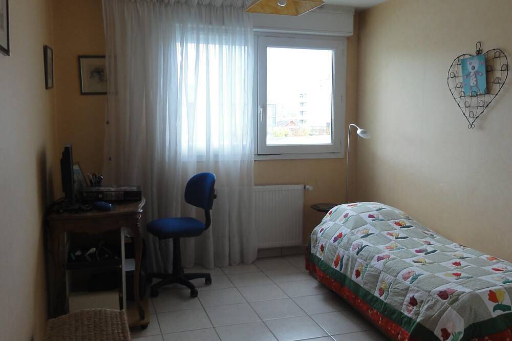 Entire apartment, App. 93m2 bright calm tt comfort, terrace, garage, hyper-center, close station in Annecy, Annecy (commune)