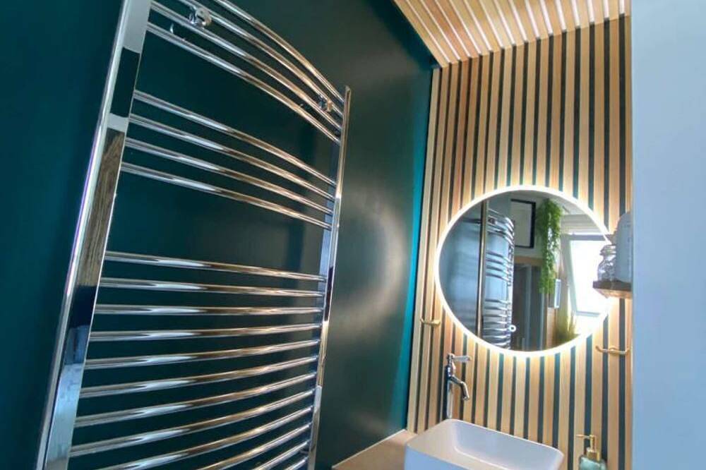 Entire apartment, Your Stopover - Boule d'or Sauna & Spa in Niort, Niort region