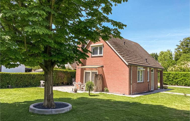 Ferienhaus für 8 Personen, mit Terrasse und Garten in Bruinisse - 2