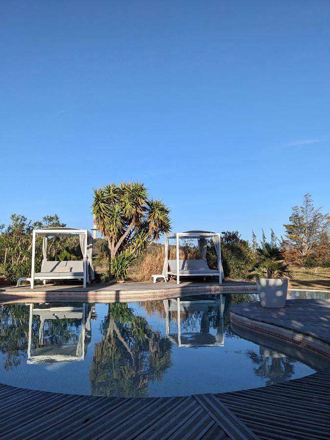 Chambre d’hôte pour 2 personnes, avec Terrasse et Jardin ainsi que Piscine et Vue