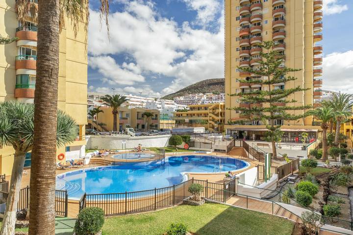 Ferienwohnung für 3 Personen, mit Kinderpool und Balkon sowie Garten in Playa de las Américas - 2