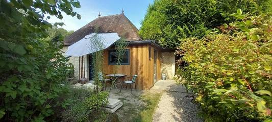 Gîte pour 2 personnes, avec piscine et terrasse à Châtillon-sur-Seine