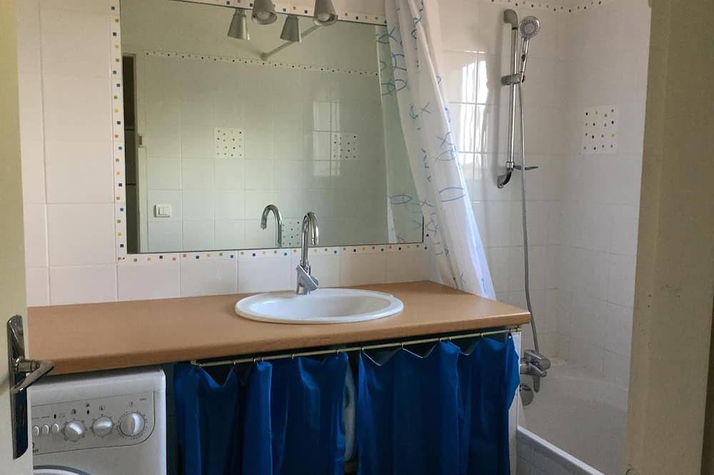 Maison de vacances au calme sur les hauteurs de Bandol (Var) in Bandol, Région de Toulon