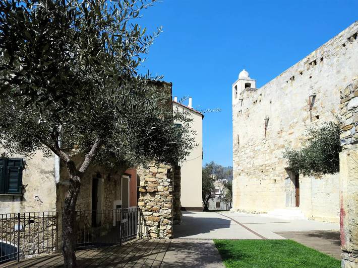 Location de vacances pour 8 personnes, avec terrasse dans Lingueglietta - 4