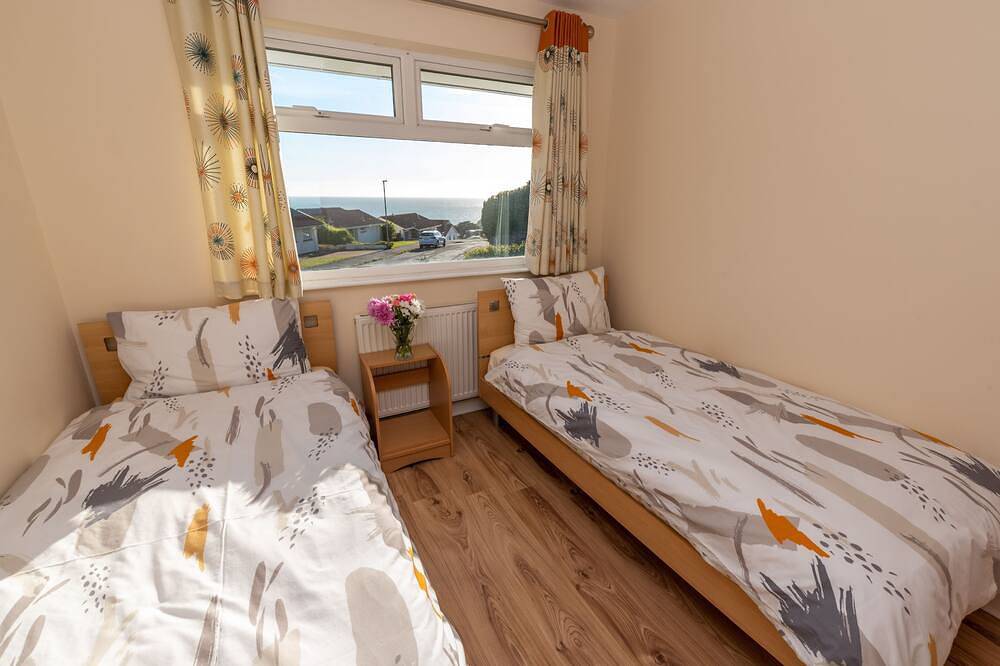Entire apartment, The focal room of this light and airy property is the open plan living area with patio doors leading in Woolacombe, Devon