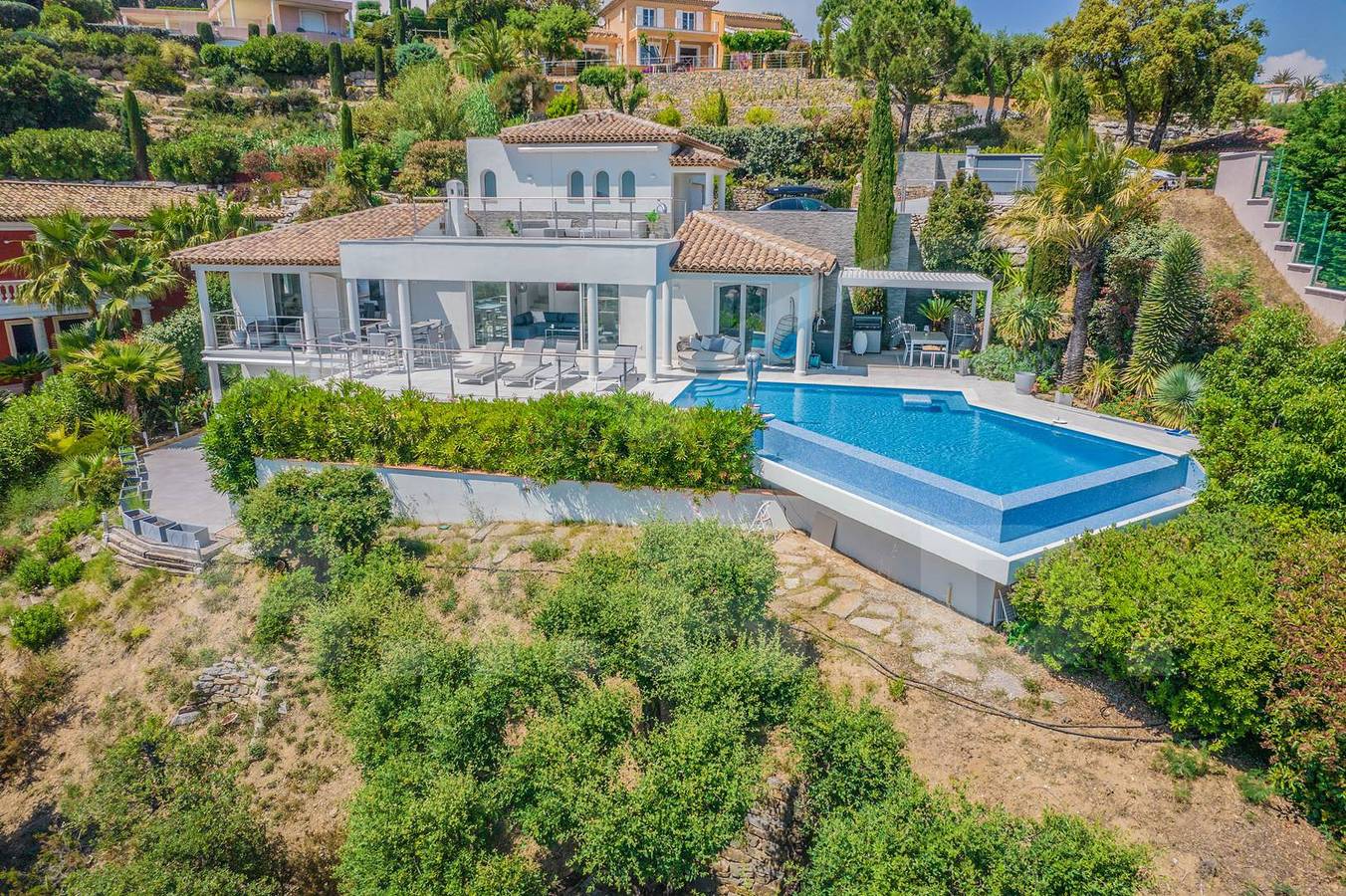 Appartement de vacances entier, Magnifique villa avec vue sur le Golfe de Saint-Tropez in Sainte-Maxime, Côte méditerranéenne (France)