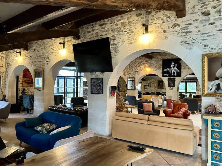 Gîte pour 4 personnes, avec terrasse et piscine à Vouvant - 3