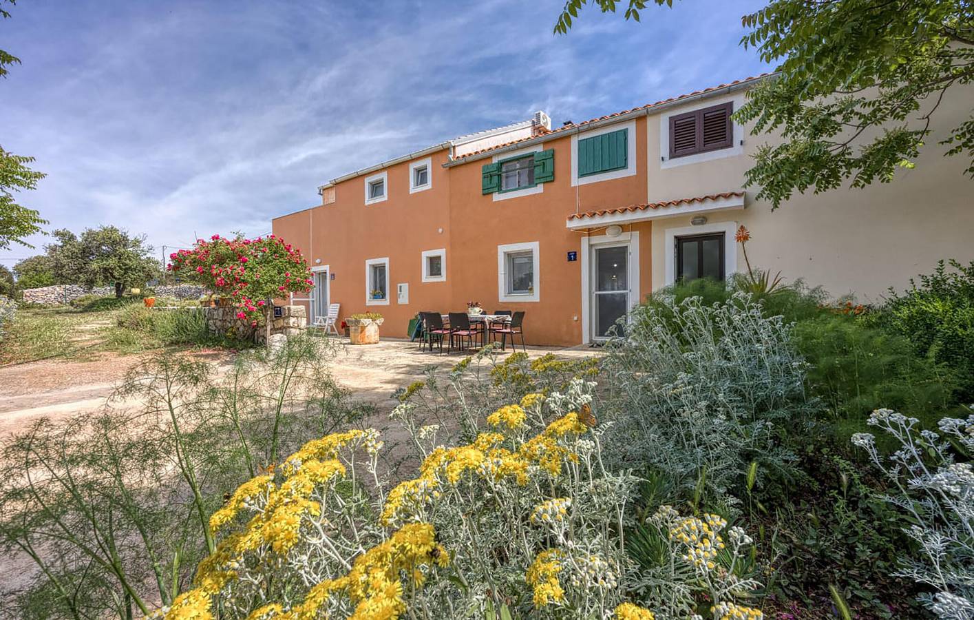 Ganze Ferienwohnung, Modernes Apartment mit 2 Schlafzimmern und Terrasse, in Strandnähe in Veli Losinj, Kvarner Inseln