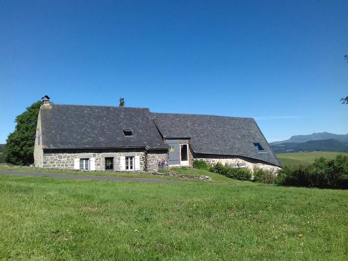 Gîte pour 2 personnes, avec jardin à Compains - 4
