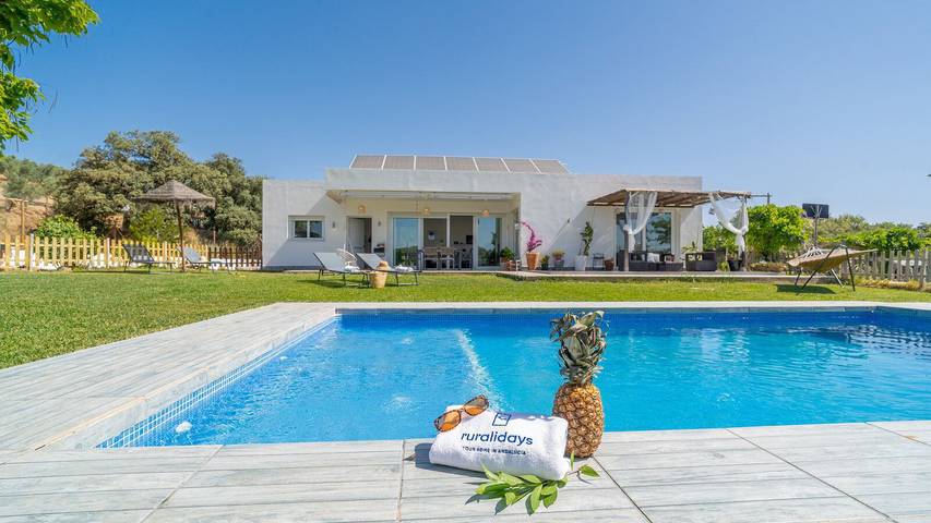 Casa de vacaciones para 4 personas, con Piscina en Archidona
