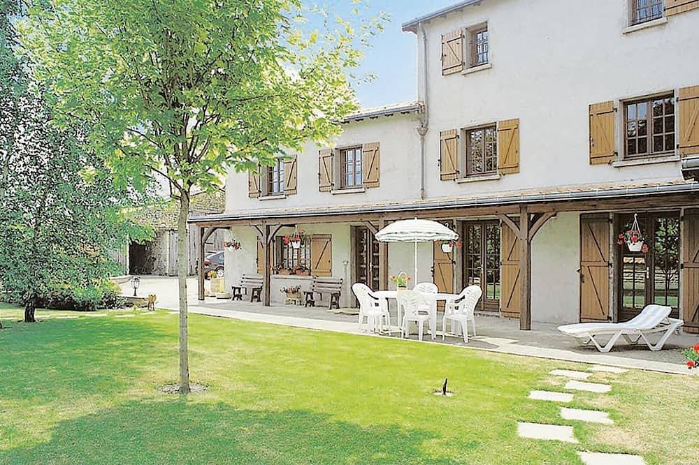 Superbe maison de 5 chambres à Louzy in Louzy, Deux-Sèvres