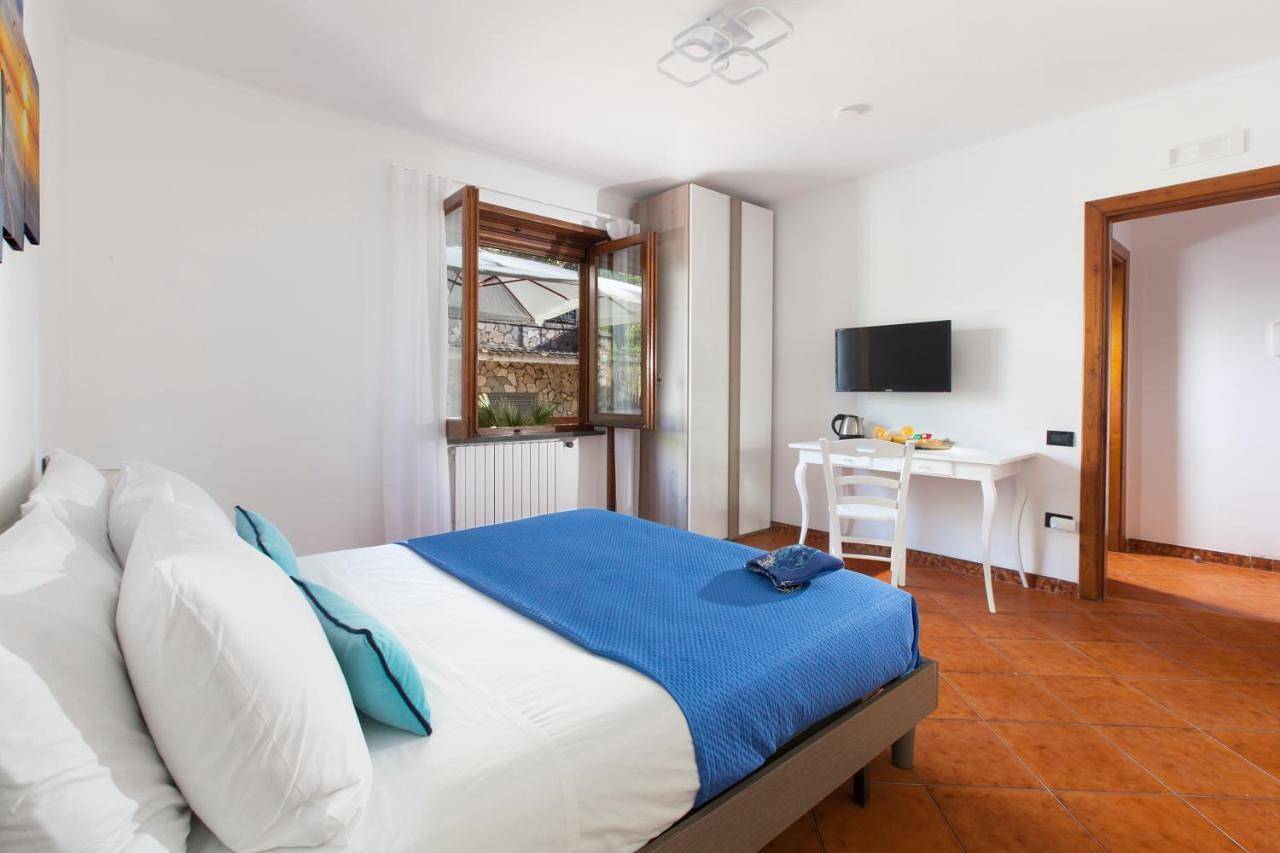 Camera Relax confortevole e riservata in villa in Sant'Agata sui Due Golfi, Massa Lubrense