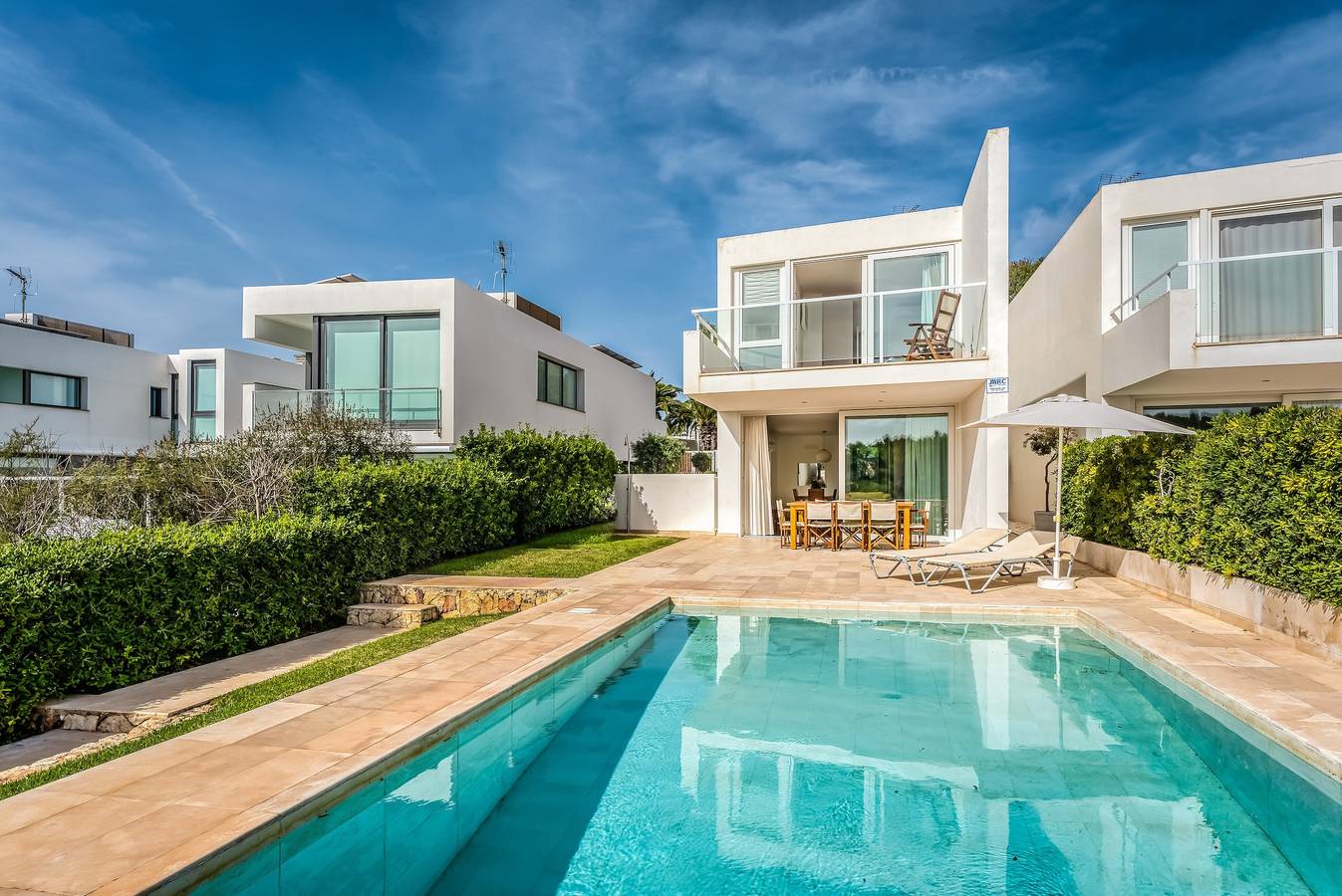 Villa Mar am Meer mit Meerblick, Pool, Wlan, Garten und Terrasse in Cala Blanes, Ciutadella