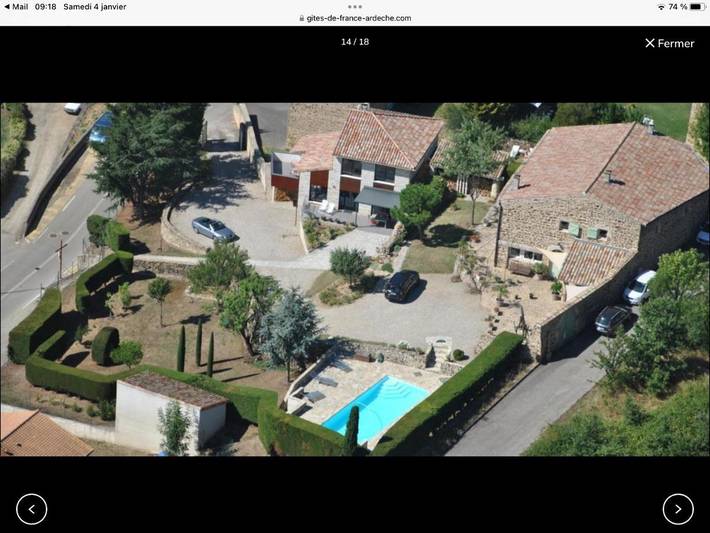 Location de vacances pour 6 personnes, avec vue ainsi que piscine et jardin dans Vinzieux
