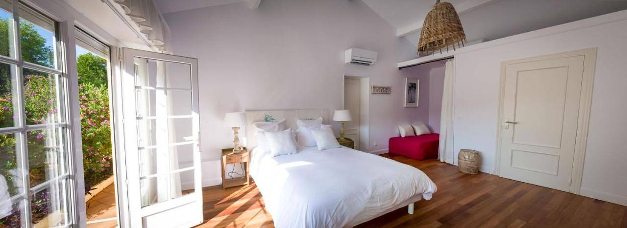 Double or Twin Room with Mountain View in Hendaye, Région de Bayonne