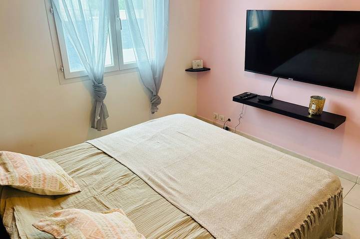 Villa with pool and air conditioning in Petite Camargue in Vauvert, Costa mediterránea (Francia)
