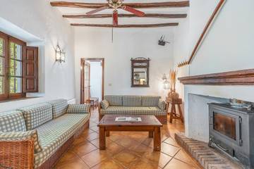 Casa Rural para 6 Personas en Cumbres Verdes, La Zubia, Foto 3