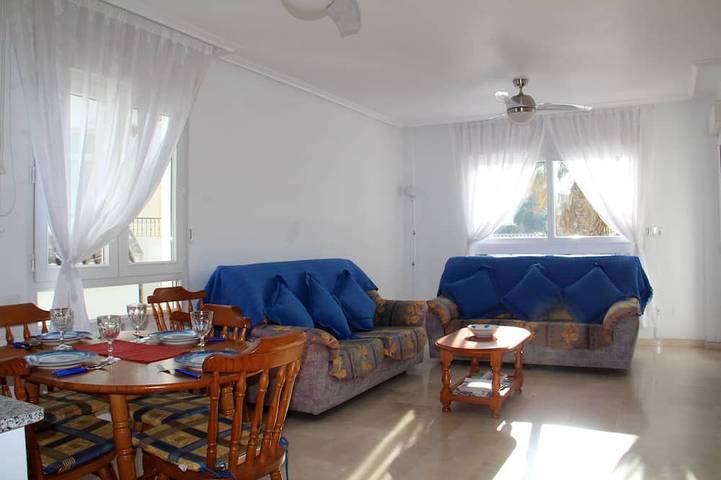Ganze Wohnung, 2 Bed 2 Bath Apt Next Door Villamartin Plaza, Golf Sun, Beaches in Brisas y Golf, Orihuela