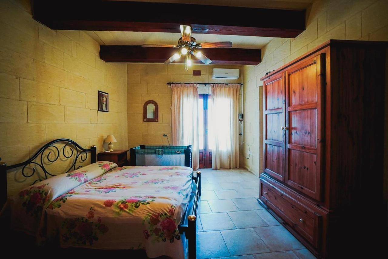 Villa Getaway with Private Pool in Sannat, Gozo