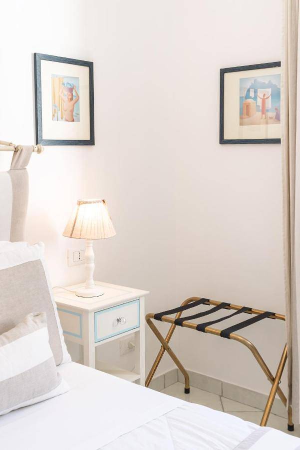 Queen Suite - Luxury Rooms in Forio, Ischia